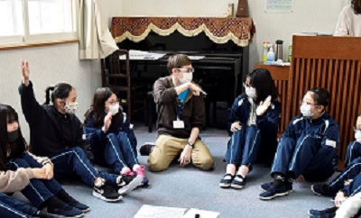 遺愛女子中学１年生が『イングリッシュキャンプ』に参加しました。