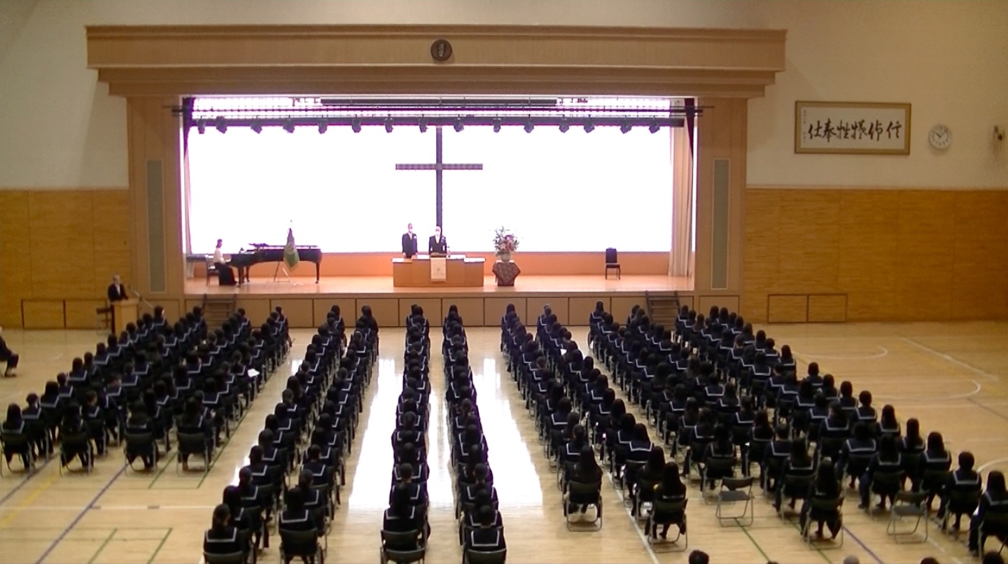 ３月１日（火）『第74回　遺愛女子高等学校卒業礼拝式』が執り行われました。
