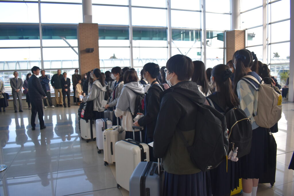 中学３年生、長崎・大分修学旅行に出発しました！〜１日目〜