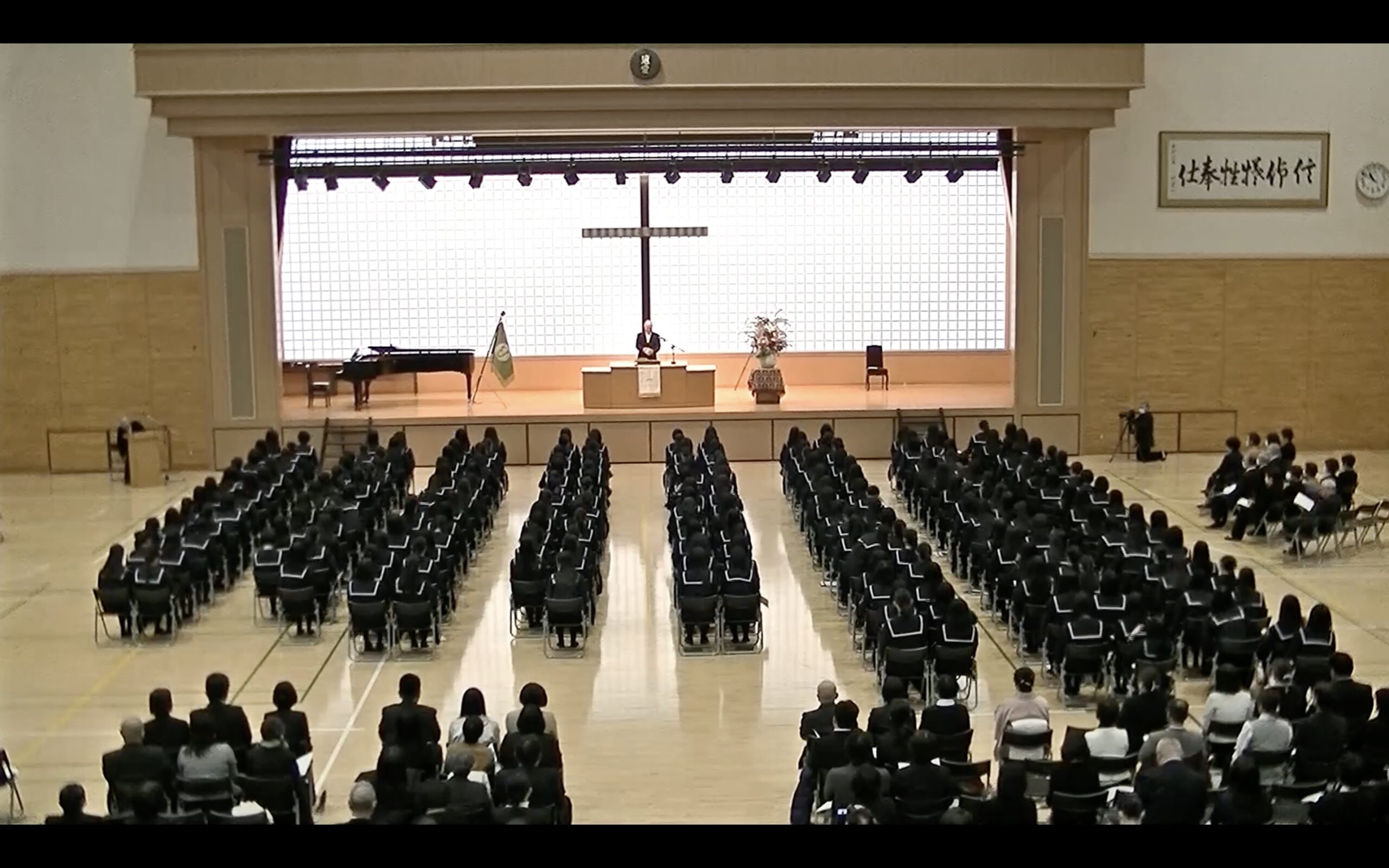 3月1日(金)『第76回　遺愛女子高等学校卒業礼拝式』が執り行われました。